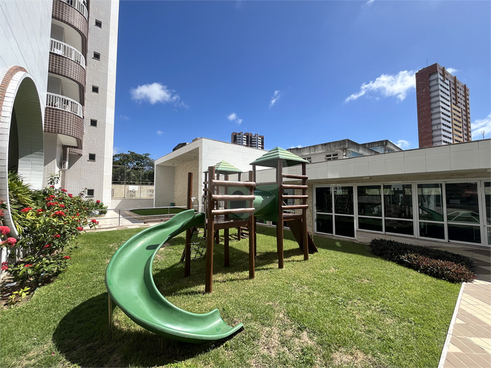 Foto REO1089527