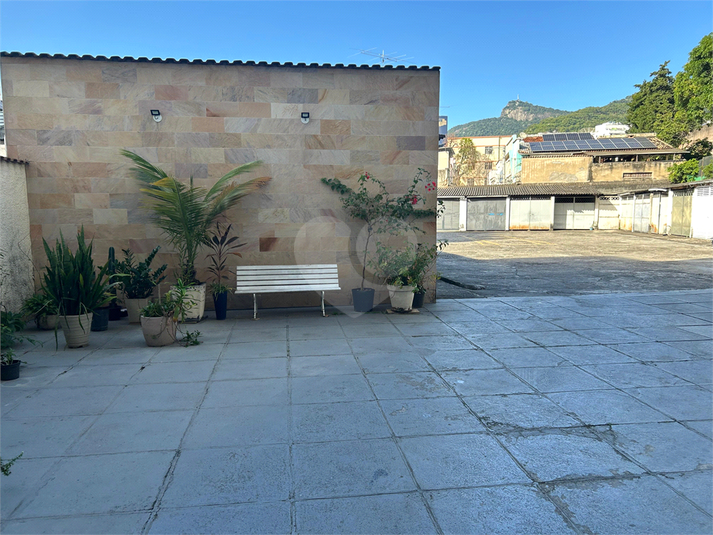 Foto REO1089541
