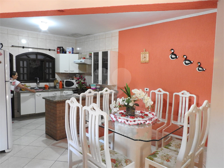 Foto REO1089543