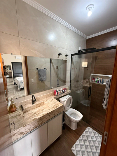 Foto REO1089609