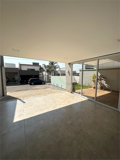 Foto REO1089612