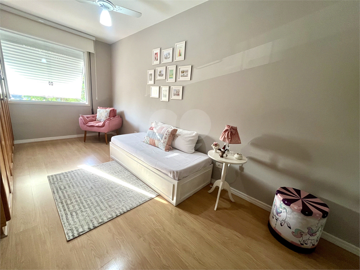 Foto REO1089642
