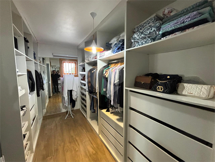 Closet