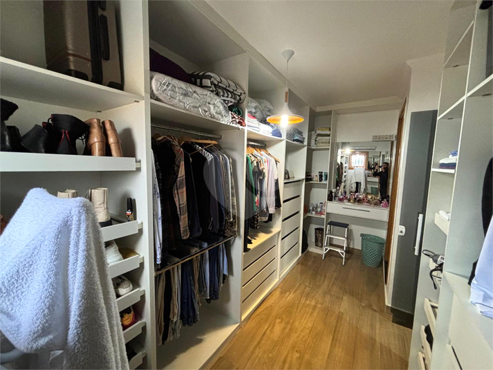 Closet