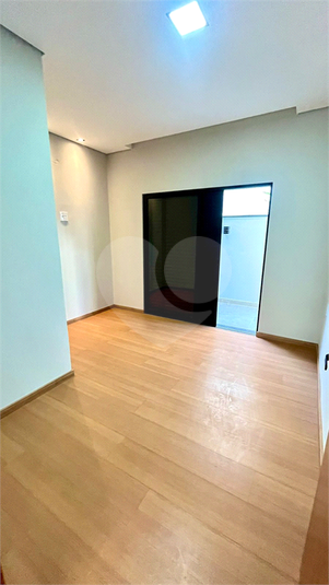 Foto REO1089688