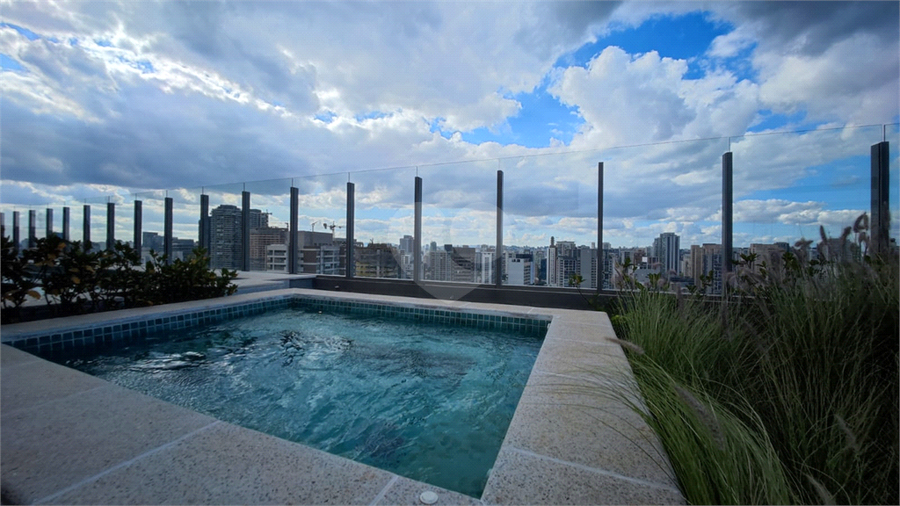 Foto REO1089752