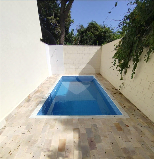 Foto REO1089769