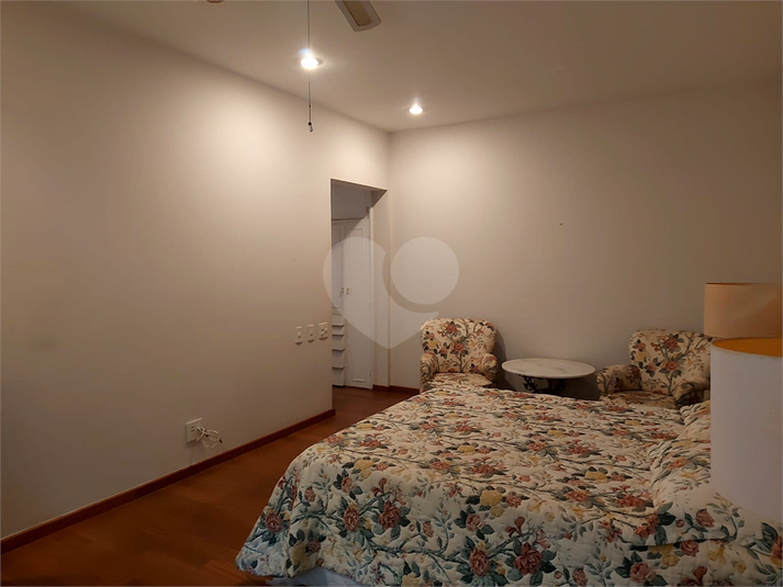Foto REO1089777