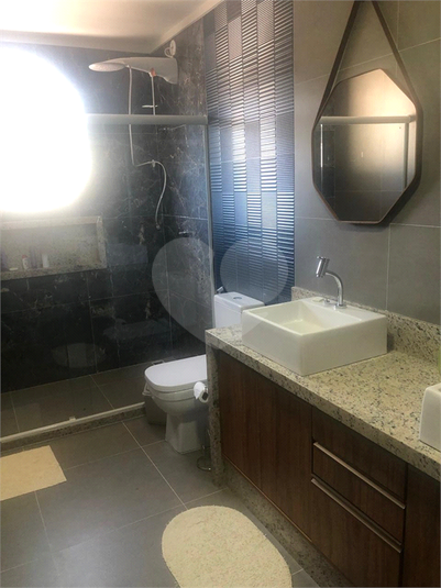 Foto REO1089918