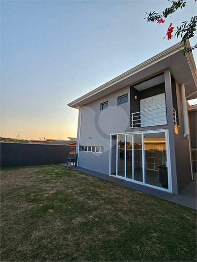 Foto REO1089931