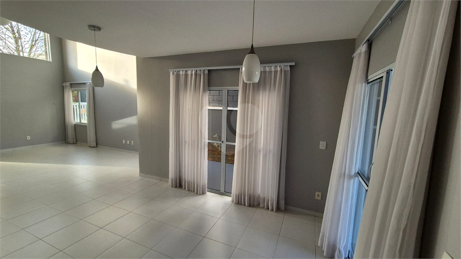 Foto REO1089931