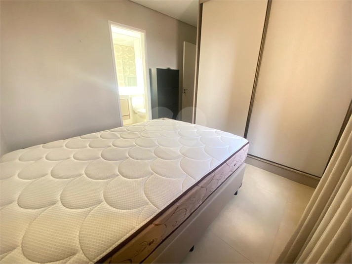 Foto REO1089932