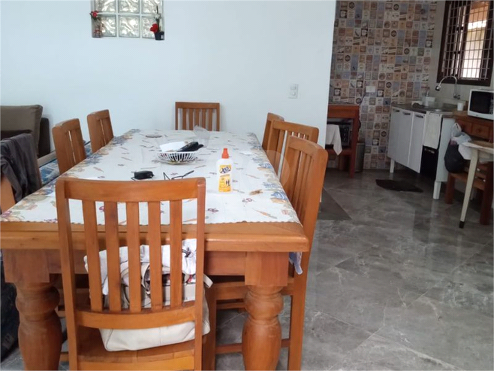 Foto REO1089960