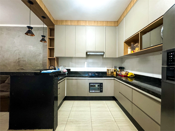 Foto REO1089966