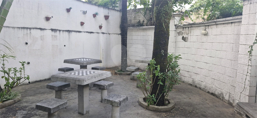 Foto REO1089990
