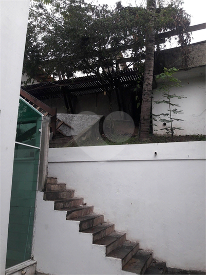Foto REO1090037