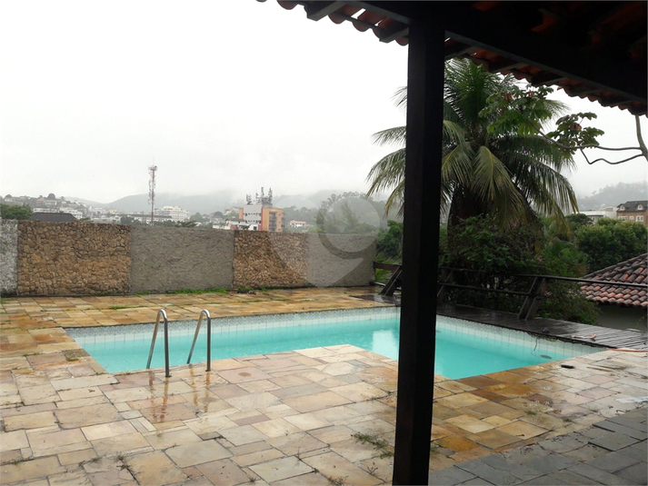 Foto REO1090037