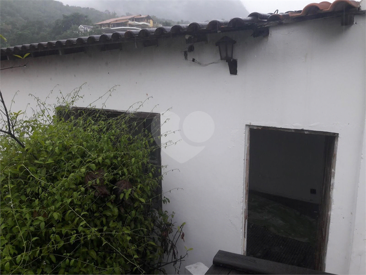 Foto REO1090037