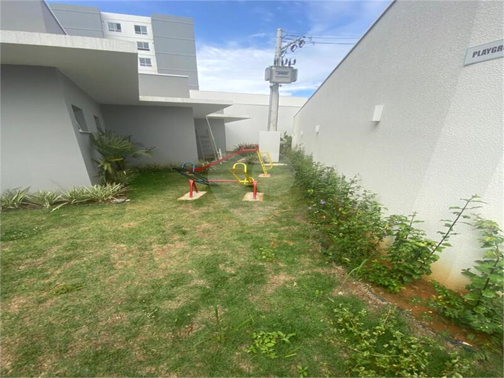Foto REO1090042