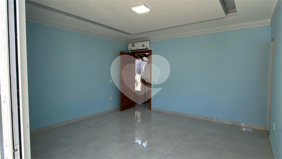 Foto REO1090046