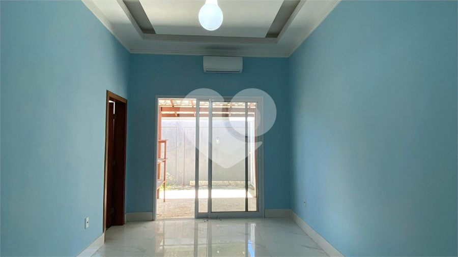 Foto REO1090046