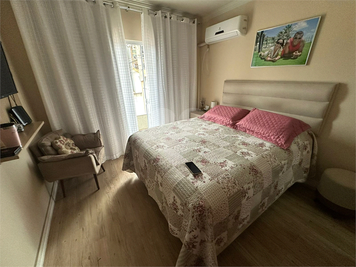 Foto REO1090059