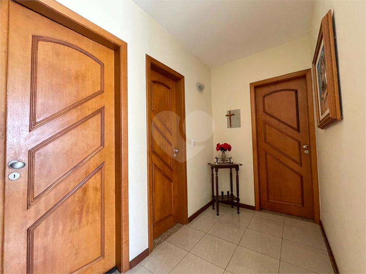 Foto REO1090063