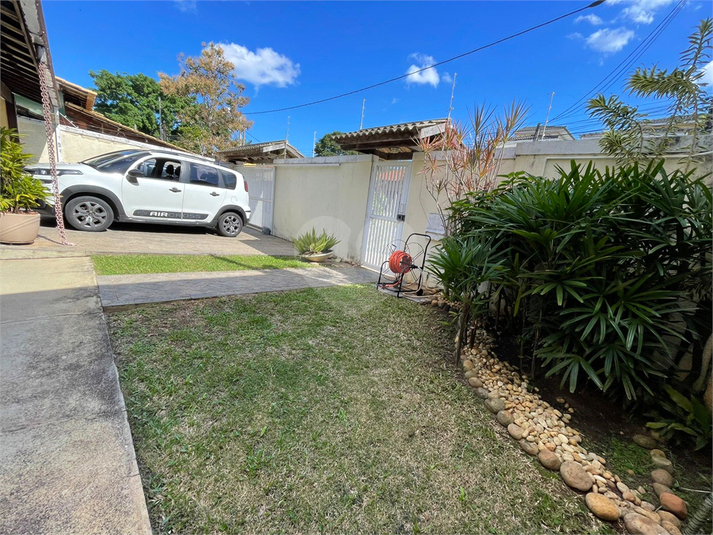 Foto REO1090063