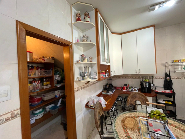 Foto REO1090063