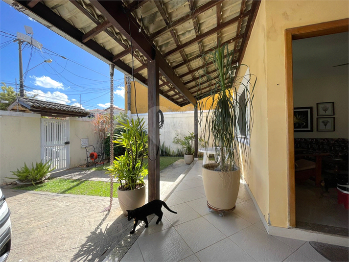 Foto REO1090063
