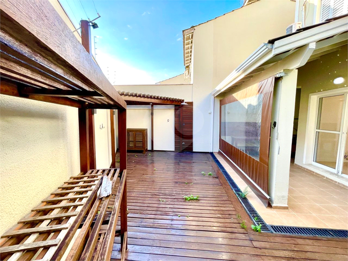 Foto REO1090070