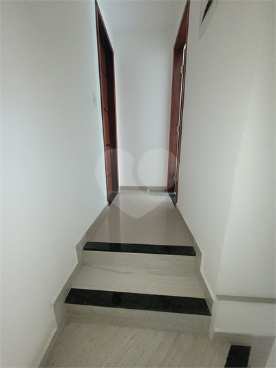 Foto REO1090081
