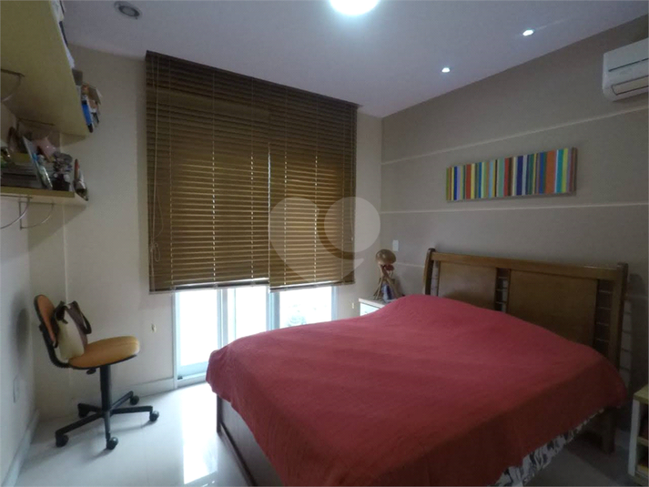Foto REO1090084