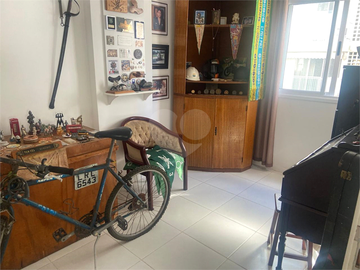 Foto REO1090089
