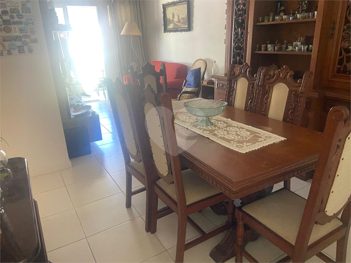 Foto REO1090089