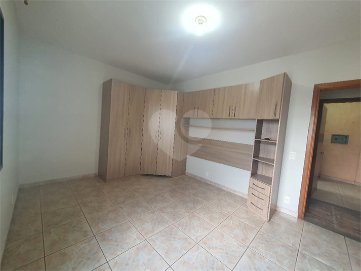 Foto REO1090093