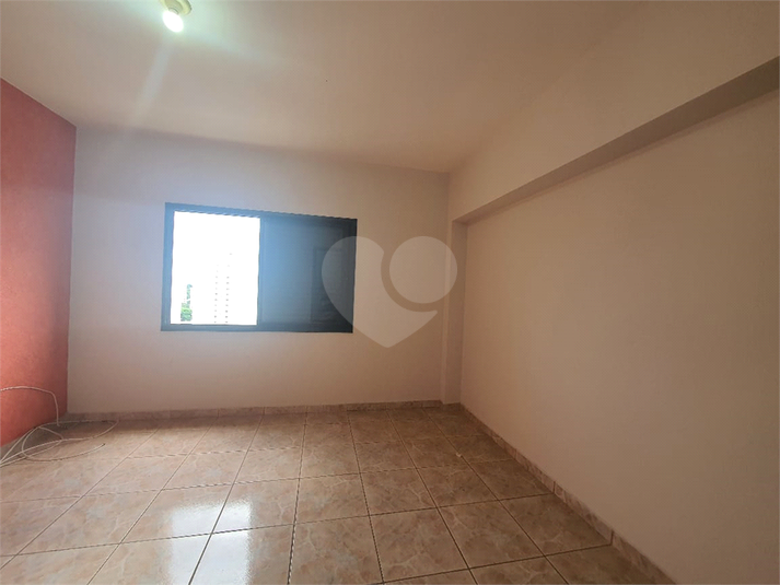 Foto REO1090093