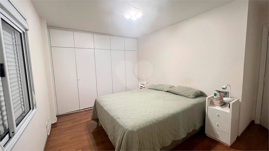 Foto REO1090132
