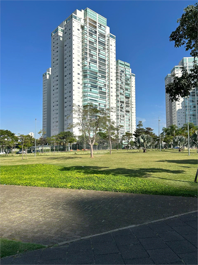Foto REO1090146