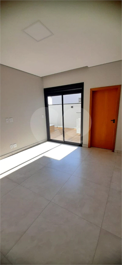 Foto REO1090154