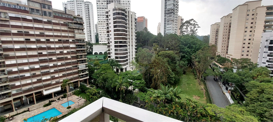 Foto REO1090155