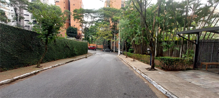 Foto REO1090155