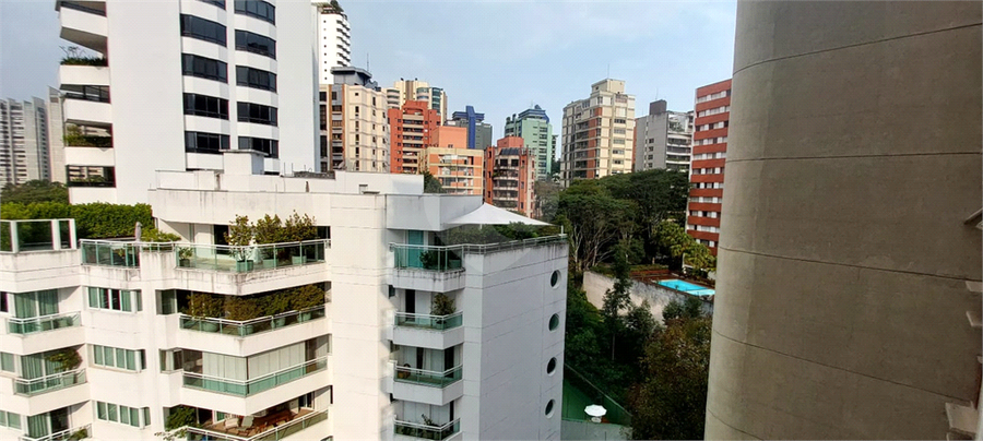 Foto REO1090155