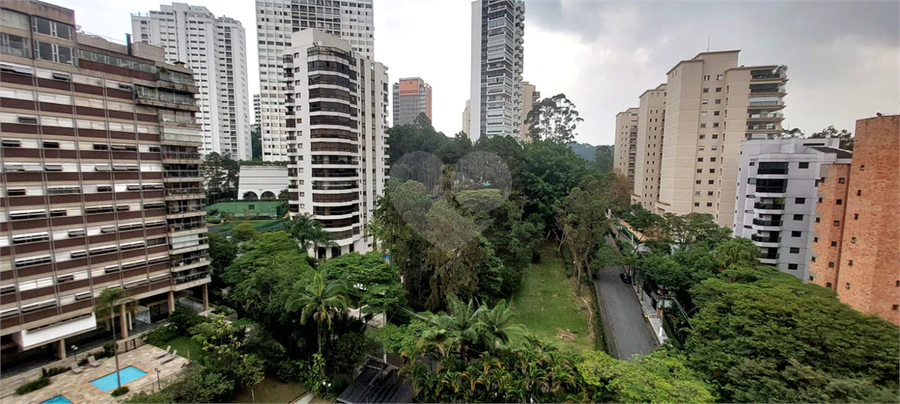 Foto REO1090155
