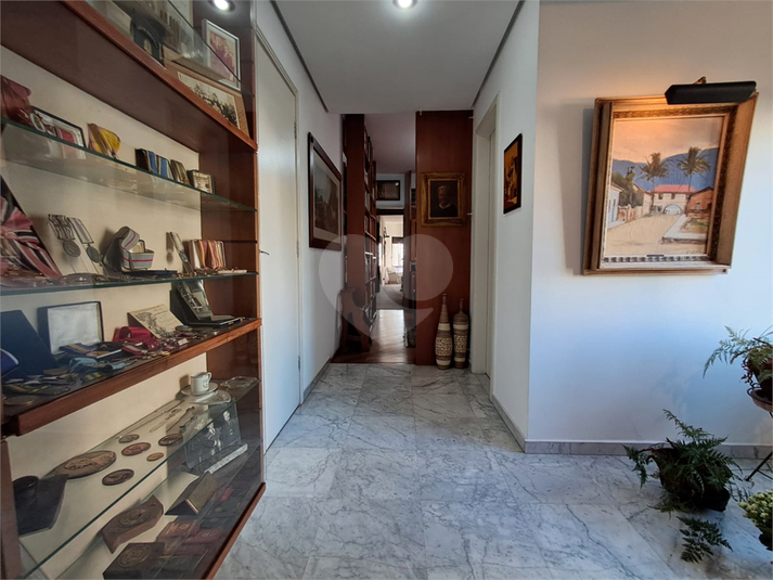 Foto REO1090201