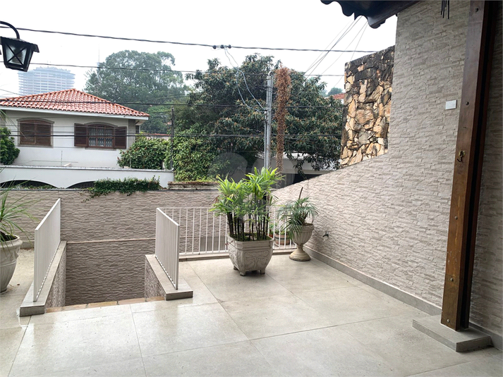 Foto REO1090228