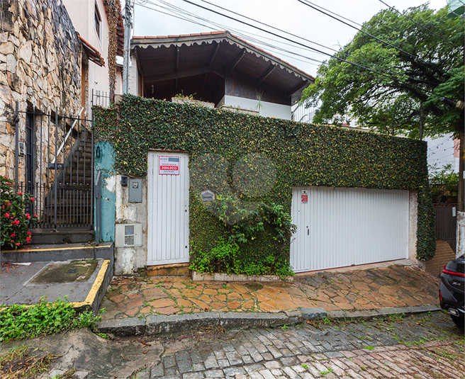 Foto REO1090228