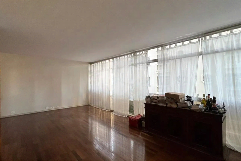 Foto REO1090243