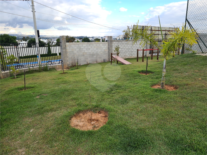 Foto REO1090273
