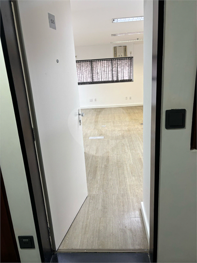 Foto REO1090373
